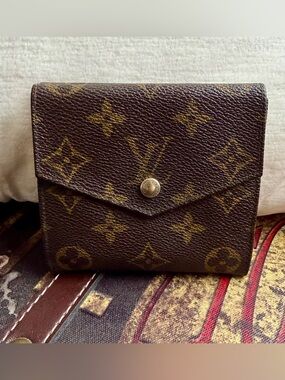 💚Louis Vuitton Vintage Elise Monogram Wallet💚